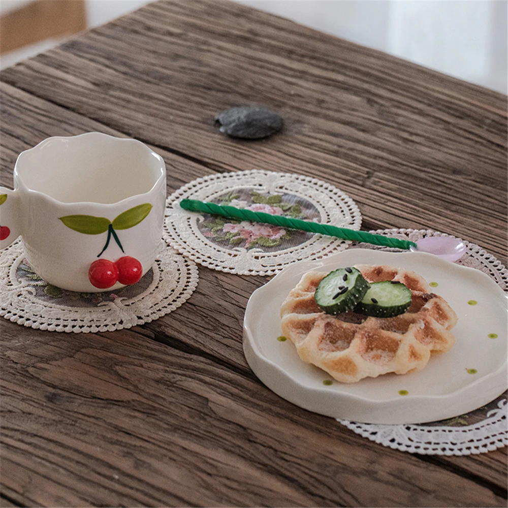 Скатерть кружевная с вышивкой 12 см | Дом и сад