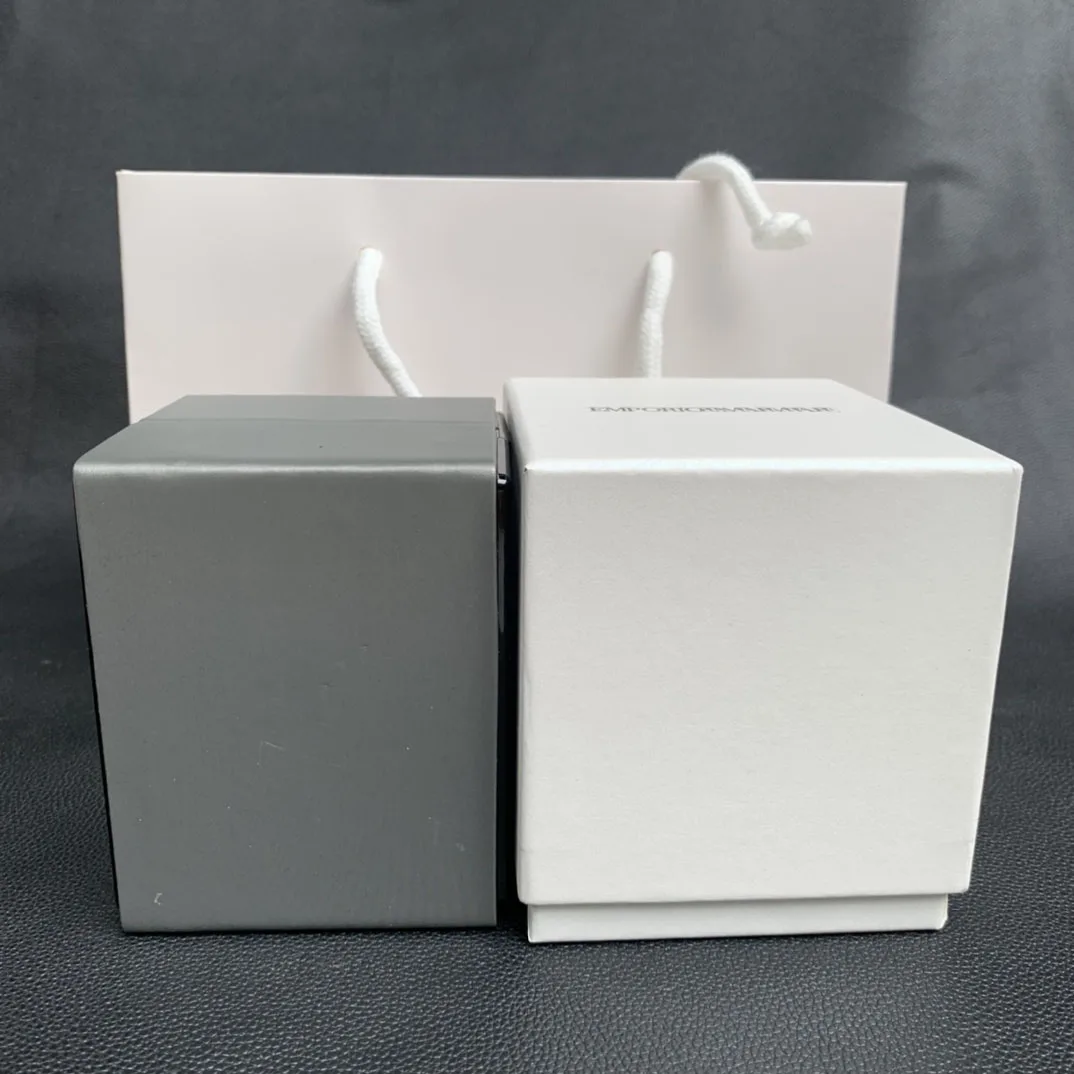 

High-Quality Branded Watch Box 003