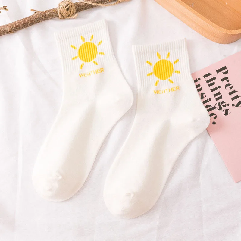 2 Женские модные носки kawaii с рисунком динозавра и фруктовым принтом, повседневные женские уличные забавные носки в стиле Харадзюку Crayon Shin-chan - Цвет: 2