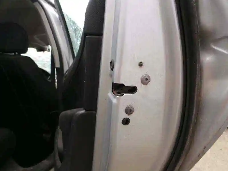 Правый задний замок двери Peugeot 308 Sport (б/у) вкл.