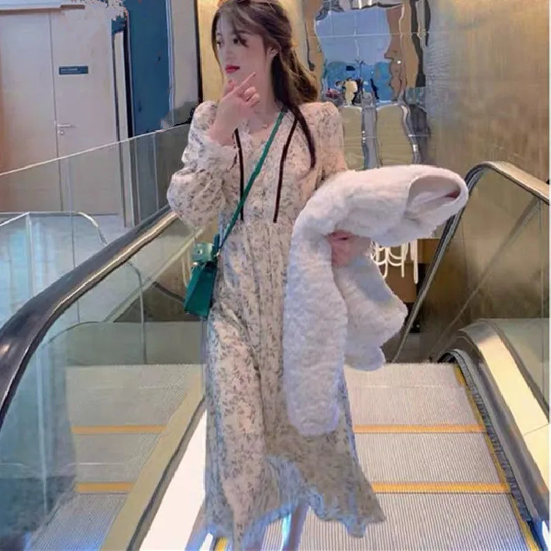 

French Vintage Floral Dress Women Long Sleeve Lace V-Neck Elegant One Piece Dress Korean Sweet Flower Dress Female 2021 Spring