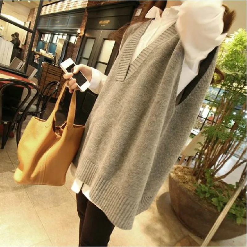 Женский вязаный жилет длинный шерстяной с V образным вырезом свободный свитер