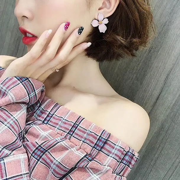 

SUMU 2018 New Korean Style Spray Paint Big Flower Stud Earrings For Women Fashion Summer Accessories Elegant Sweet Brinco