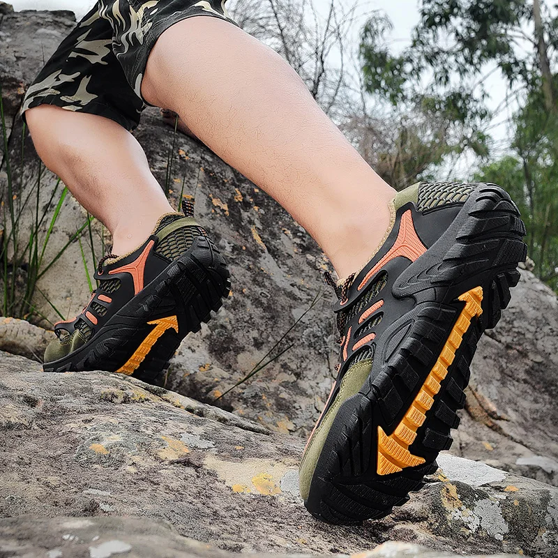 

Men Summer Non-slip Upstream Aqua Water Sandals Outdoor Trekking Shoes for Men Breathable Sports Hiking Fishing Walking Sneakers