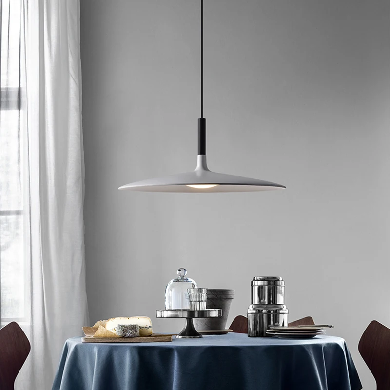 

Designer minimalist dining room chandelier Nordic lamps modern minimalist creative light luxury dining room table bar table lamp