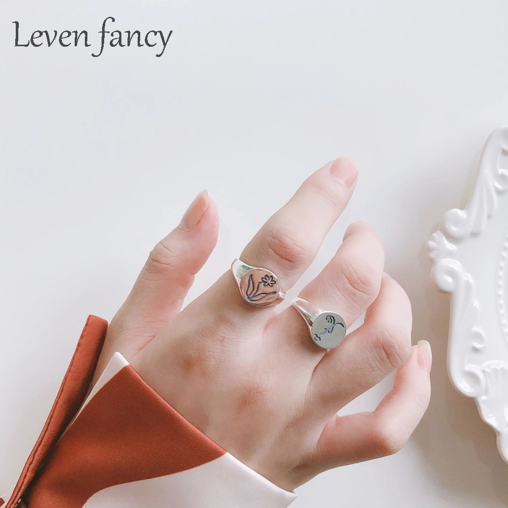 

Engraving Flower Character Simple Face Ring Sterling Silver 925 Antique Vintage Heavy Korea Design Woman Silver Knuckle Ring