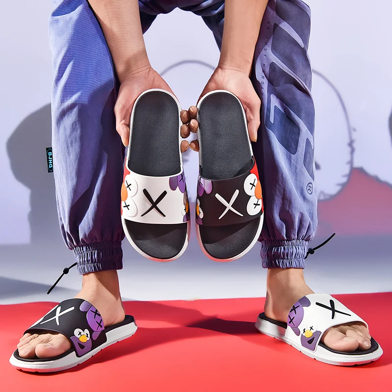 Simple Household Womens Slippers Summer Couple Indoor Wear Rubber Sole Non-Slip Bathroom Shippers Trend Designer Home Shoe