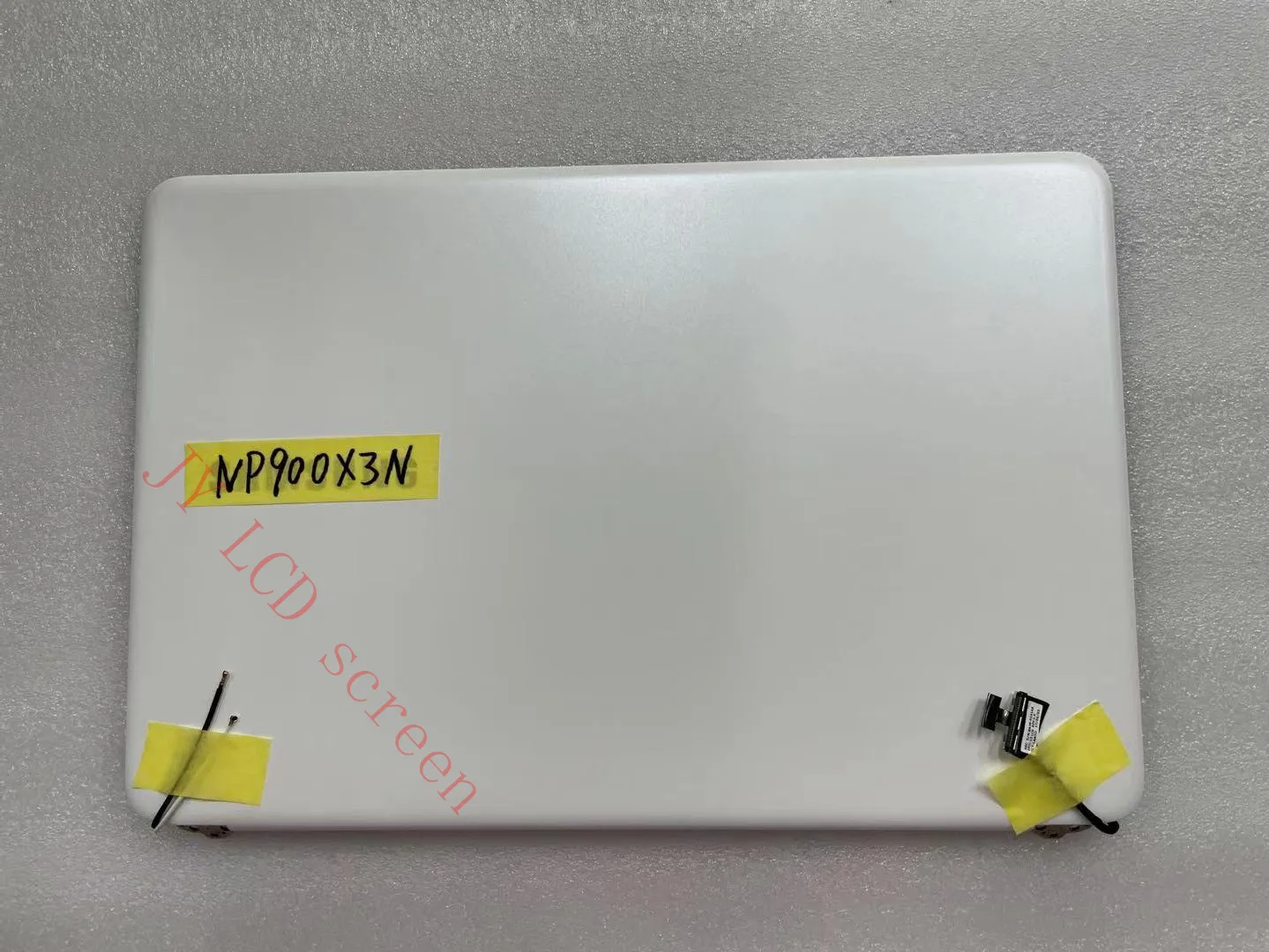

For Samsung NP900X3N NT900X3N NP900X3Y NP900X3T NT900X3N NT900X3Y NT900X3T LCD Display screen Assembly white 1920*1080