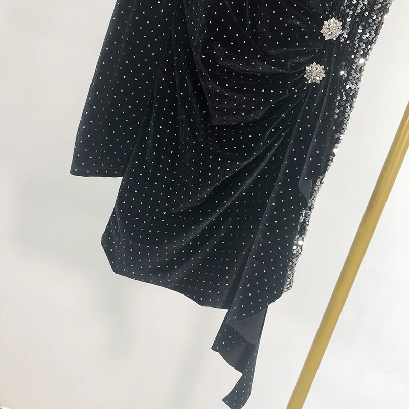 Пикантное лоскутное платье Cakucool с открытыми плечами и блестками V-образным