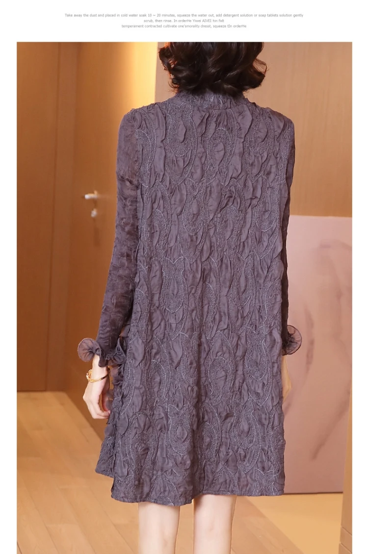 

HOT SELLING Miyake fold long sleeve fashion stand collar applique Straight dress IN STOCK