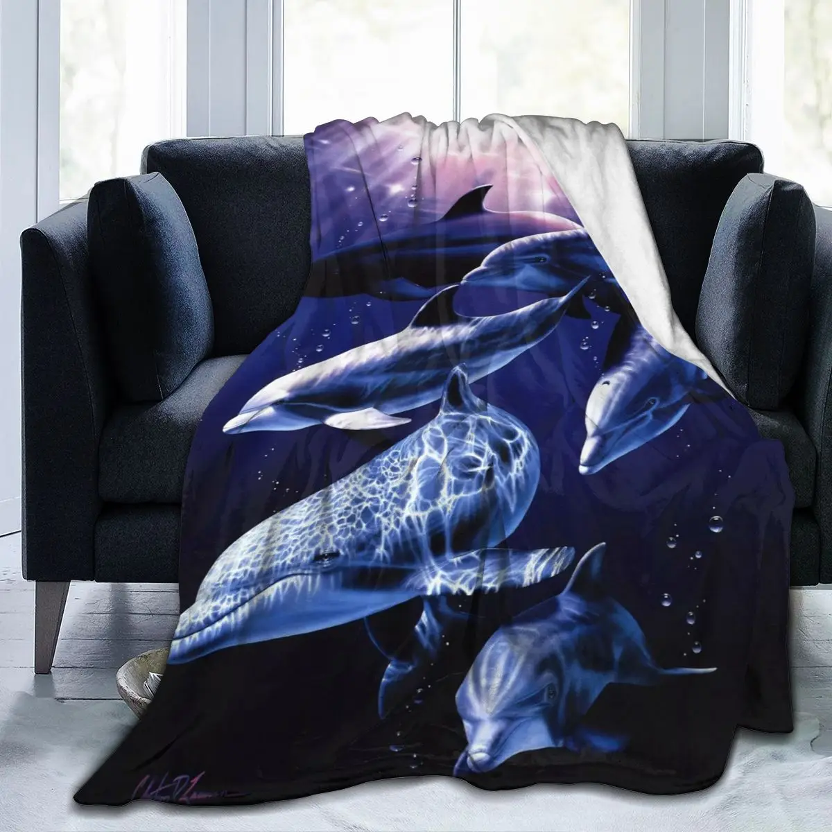 

Beautiful dolphin 3D blanket, personalized printing, soft and warm coral velvet, light and thin mechanical washing flannel blank