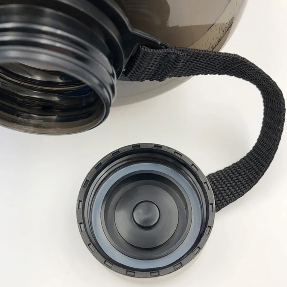 

2.2L Large Capcity Gym Water Bottle Protein Plastic Sport Water Bottles Handgrip Gym Fitness Kettle Outdoor Sports Bottle