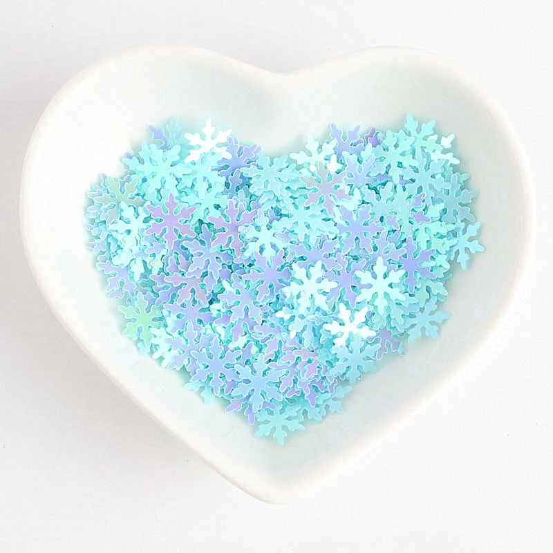 Блестки в виде снежинок белого и розового цветов 10 мм 500 г | Дом сад