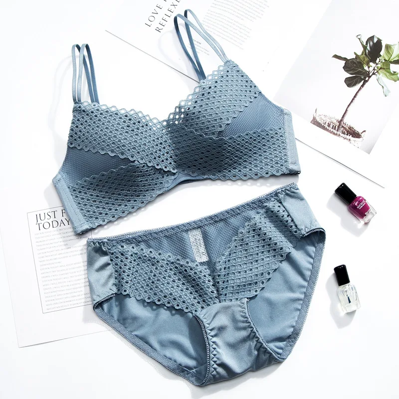 

New Women's Underwear Set Lace Sexy Push-Up Bra And Panty Sets Comfortable Brassiere Adjustable Deep V Lingerie Set