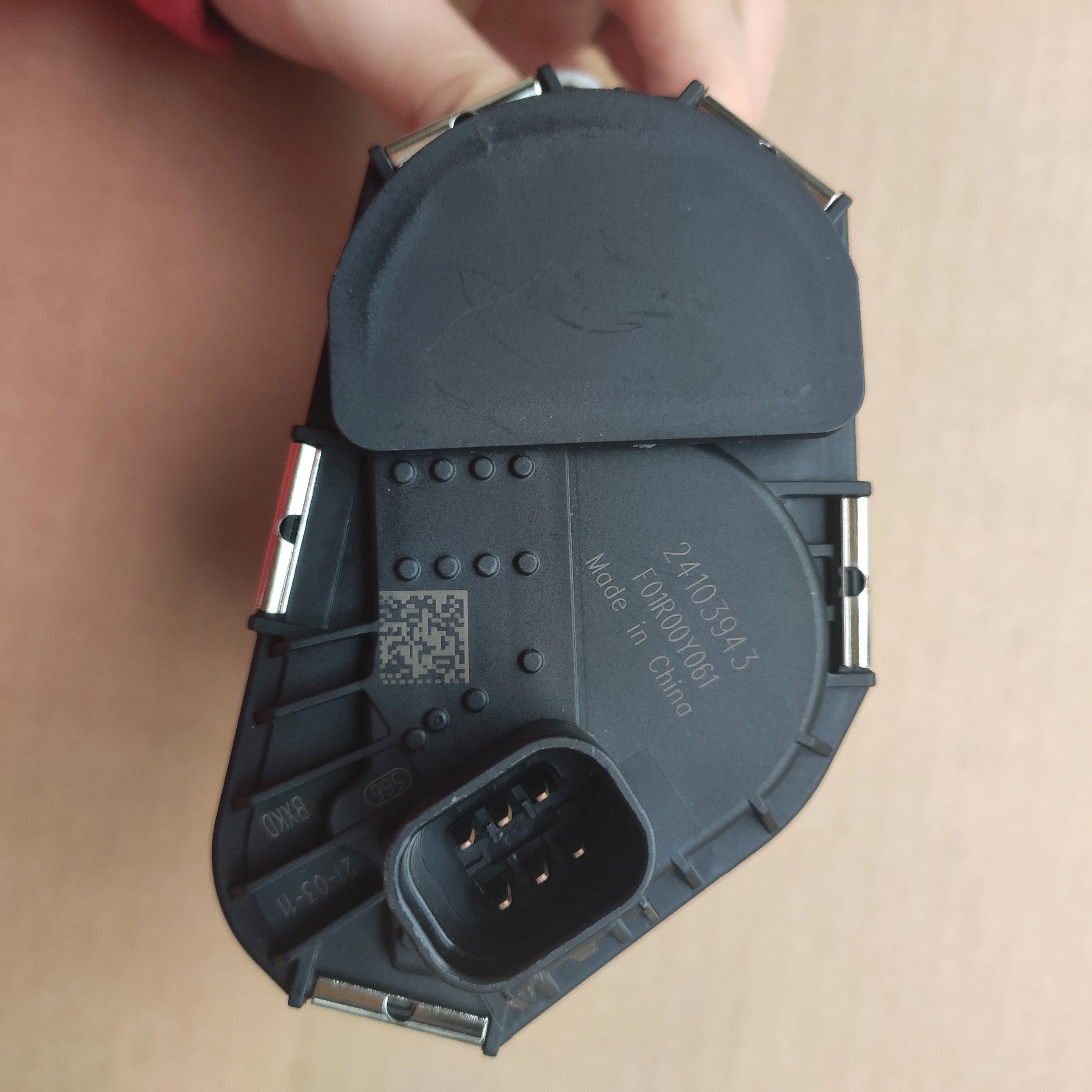 

40PCS High Quality THROTTLE BODY ASSEMBLY 24103943 For Chevrolet 2015 Sail 3 1.3 1.5 cruze sonic aveo