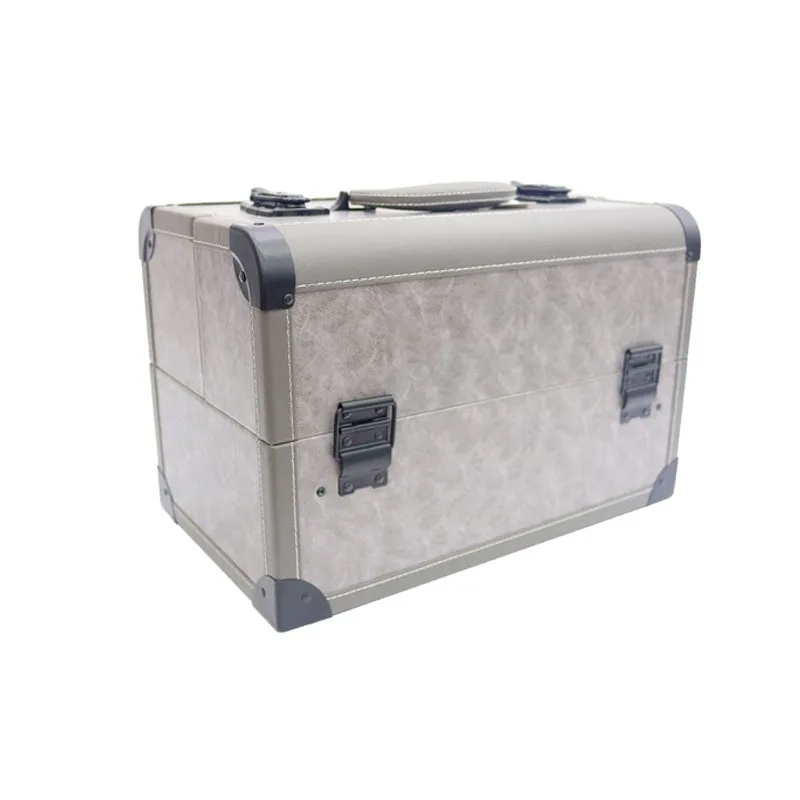 Чехол для косметики серебристого цвета многоуровневый Профессиональный