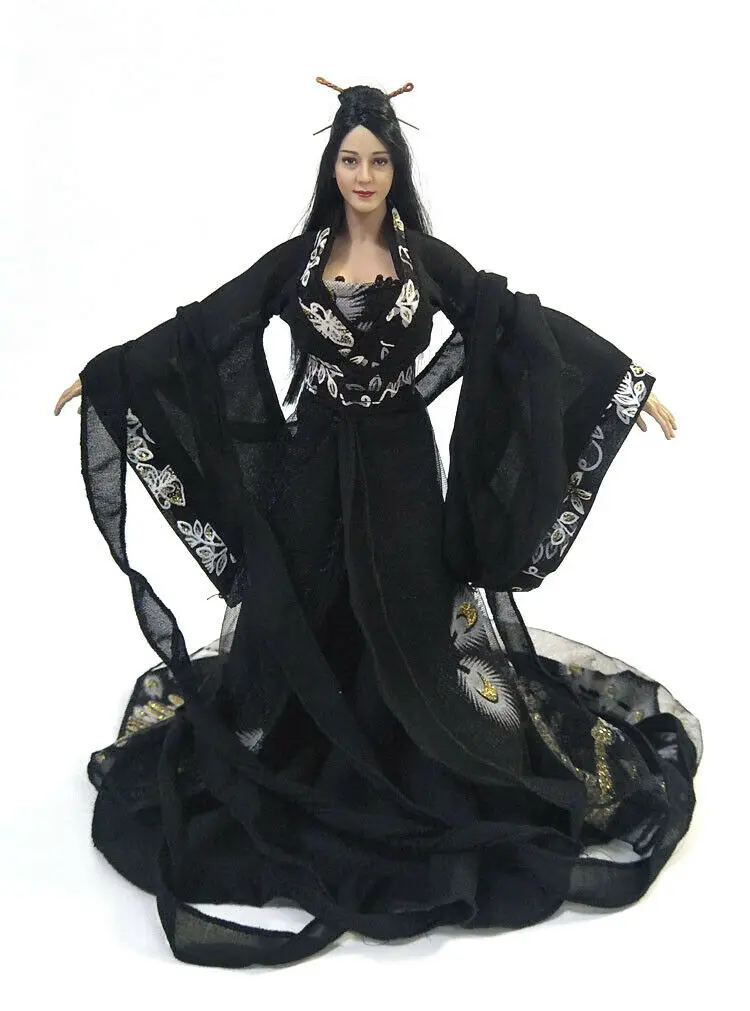

1/6 Female Ancient Chinese Style Black Peacock Embroider Long Dress Clothing Fit 12'' PH TBL UD Figure Body