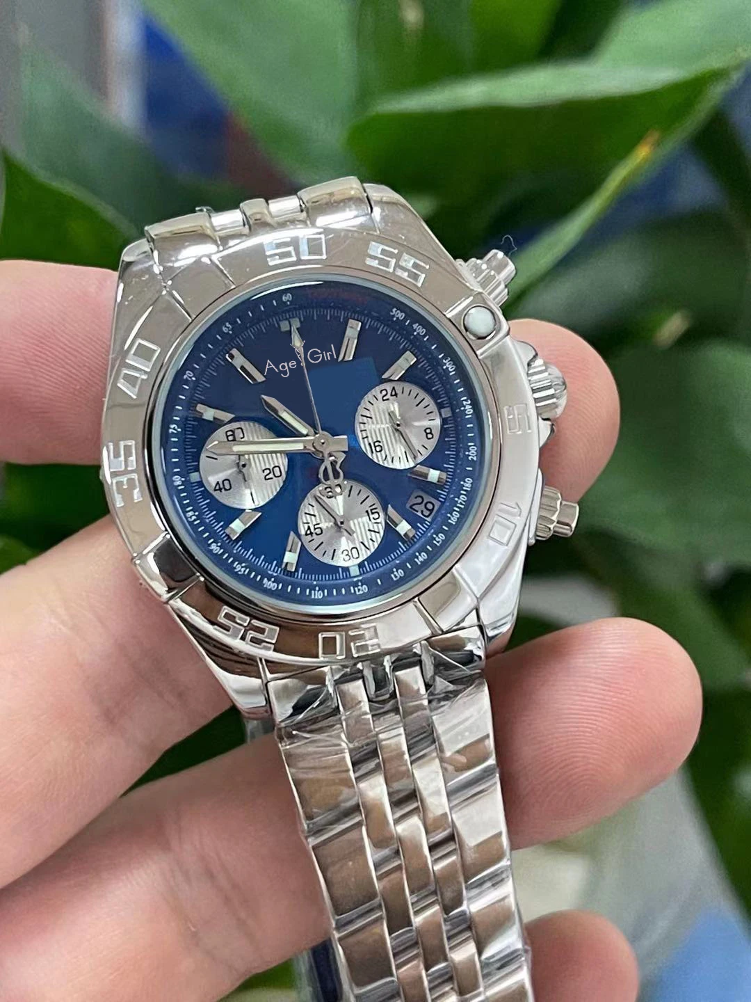 

2021 New Chronograph Lady Women Quartz Chronograph Sapphire Silver White Stainless Steel Sky Blue Rotatable Bezel Watch 35mm