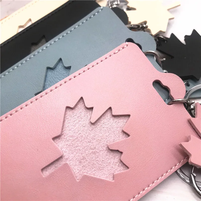 Обложка для карт из ПУ кожи с брелоком цепочкой отделением полый кленовый лист