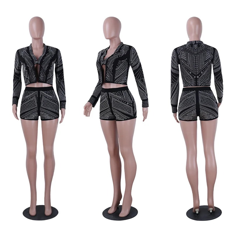 Укороченный топ с длинными рукавами и шорты PinePear блестками стразами комплект из 2