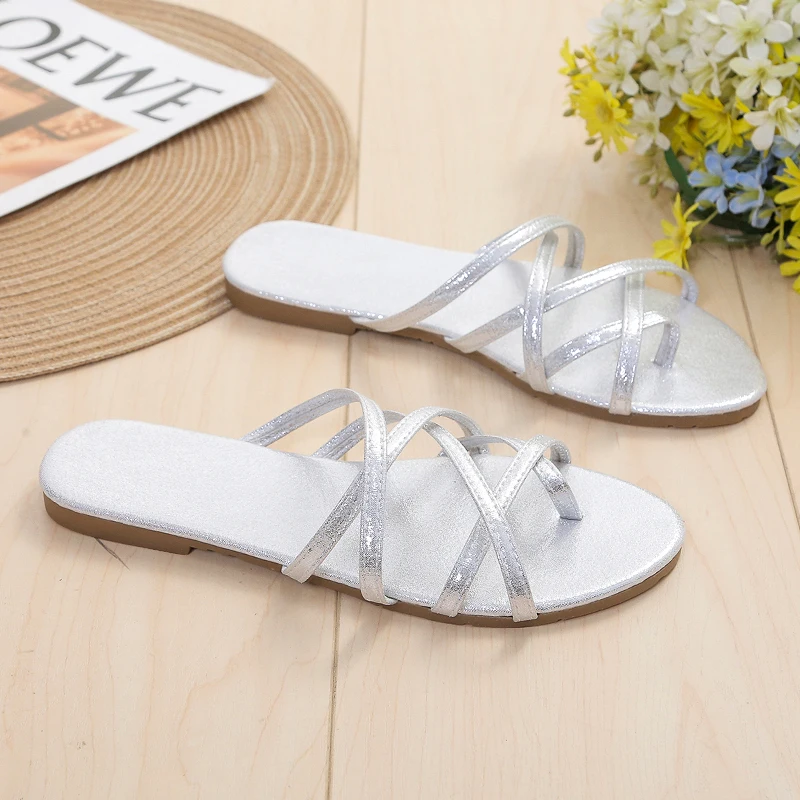 

Women's Sandals And Slippers Fashion Flip Flops Flat Bottom Beach Sandals