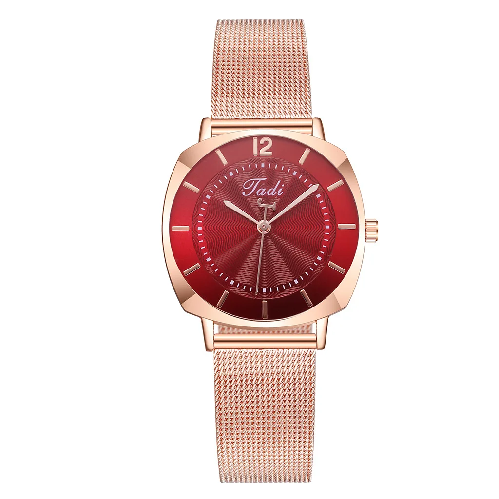 

New Fashion Watch Fashion Square Diamond Digital Dial Ladies Quartz Watch Casual Alloy Watch