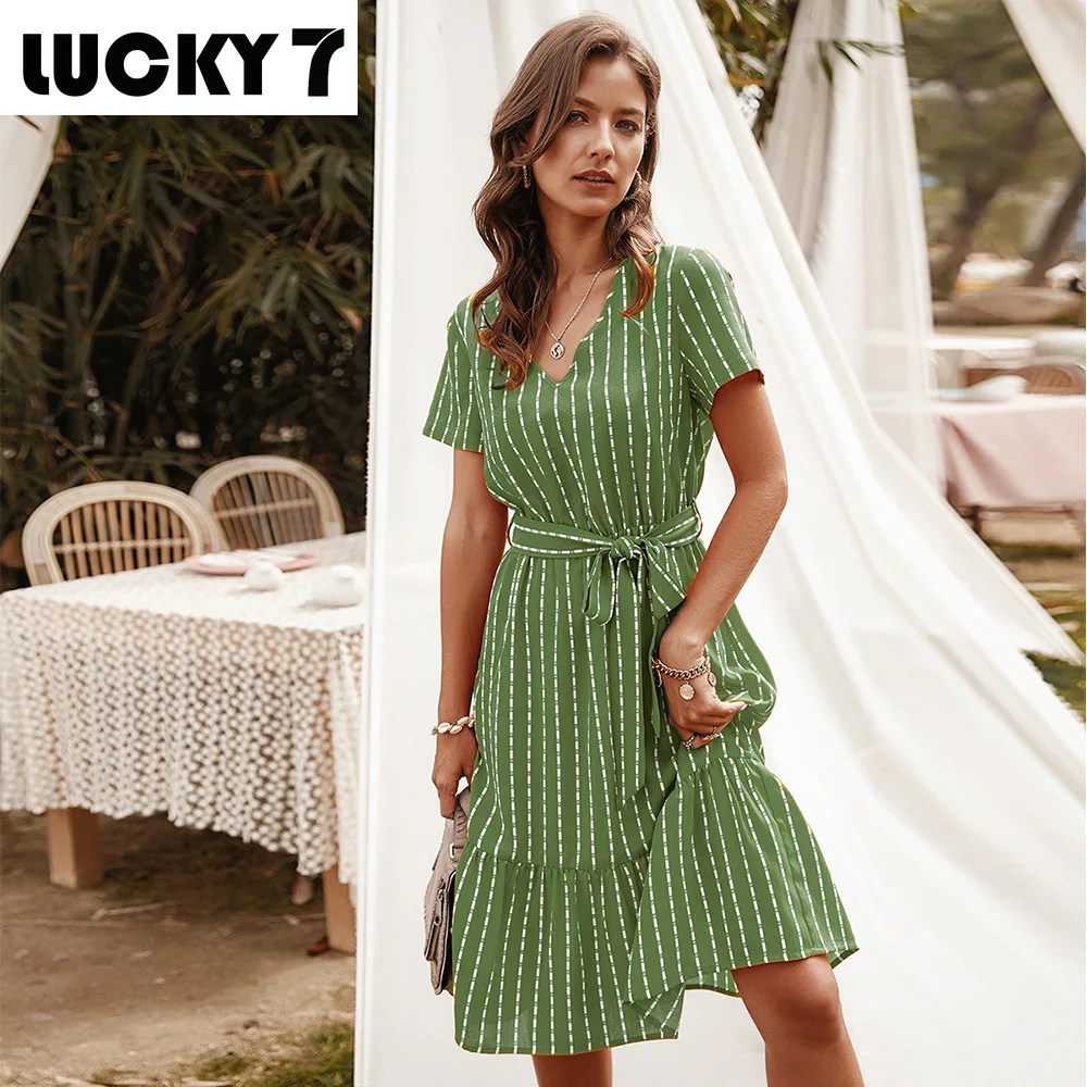 

2021 new fashion green women's dress casual bohemian short sleeve long dress high waist sexy bohemian robe ladies robe green