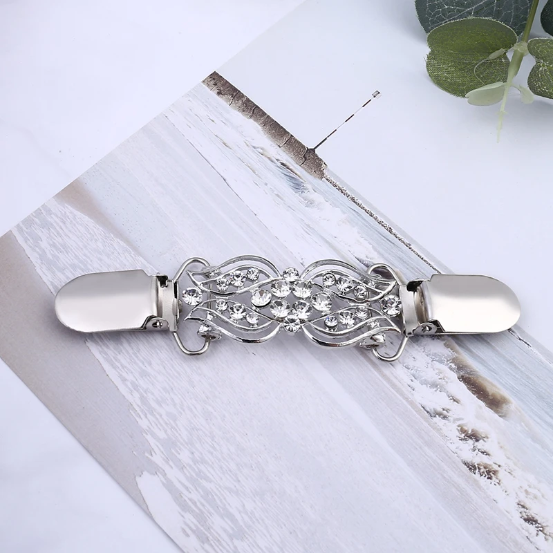 Fashion Sweater Cardigan Clips Keeper Shawl Duck Clip Buckles Clothes Decor Beaded Crystal Pin Brooch Metal Buckle Gifts