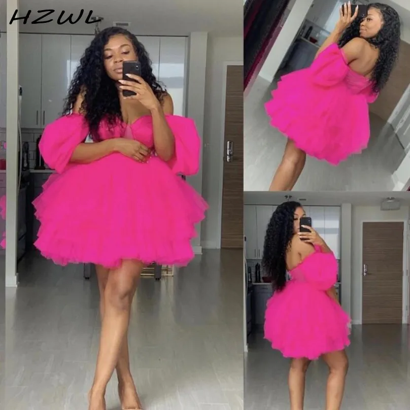 

Fuchsia Off Shoulder Mini Homecoming Wear Short Sleeves Short Party Gowns Robe De Soiree Puffy Tulle Prom Wear Custom Made