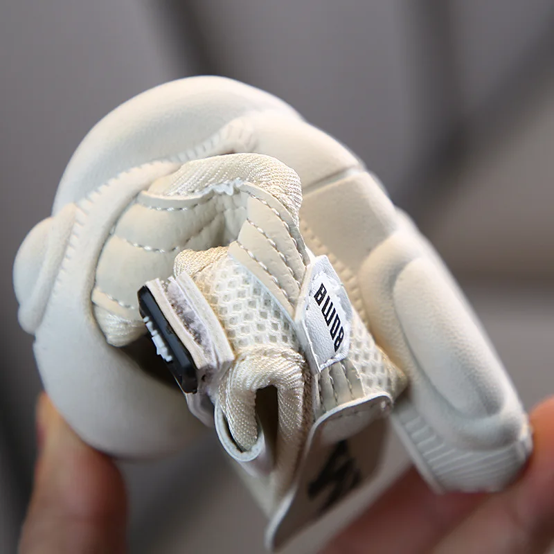 Сандалии Детские с мягкой подошвой модная пляжная обувь в Корейском стиле