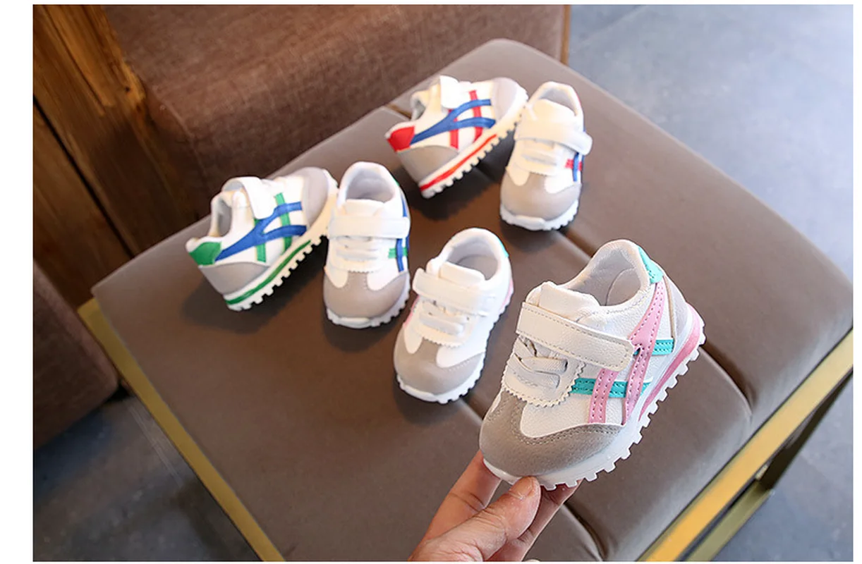 

Spring New Children's Velcro Striped Soft Bottom Non-slip Breathable Sports Running Shoes 1-6 Years Old Baby Kids Sneakers CS56