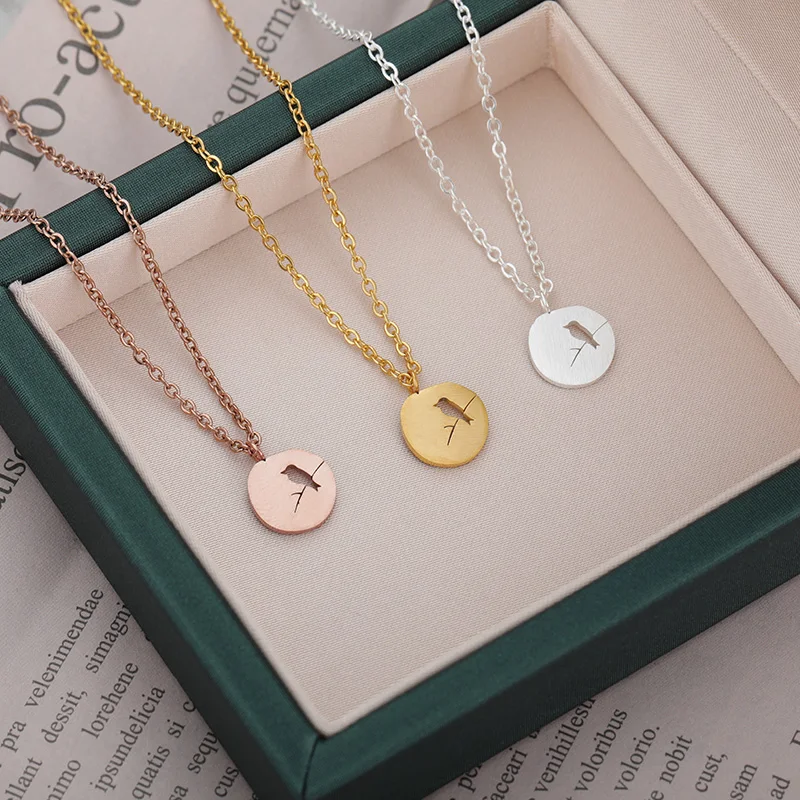 

V Attract Stainless Steel Link Chain Hollow Bird Necklace Minimalist Jewelry Gold Color Geometric Round Necklaces For Womne