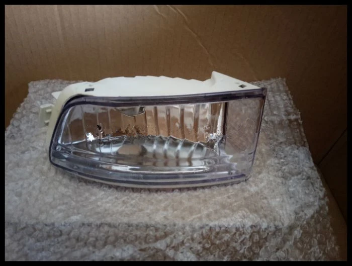 

eOsuns Front bumper light Front fog lamp for Toyota MARK GX110 2001