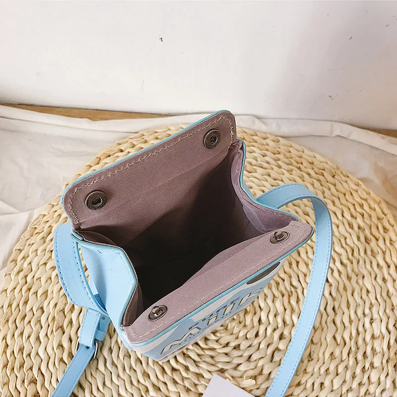 

Creative Milk Box Shoulder Bags Women Designer Cute Fruit Print Messenger Crossbody Bags Lady Harajuku Female Small Purses 2021
