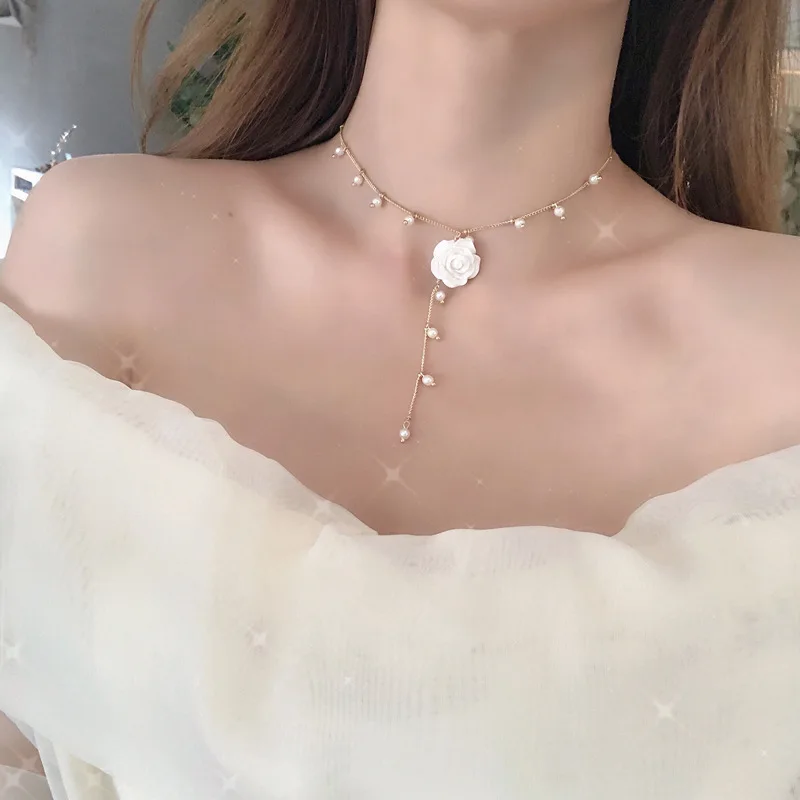 

French Retro Camellia Small Fresh Necklace Temperament Pearl Tassel Women's Pendant Neck Chain Gift To Girlfriend Of Jewelry