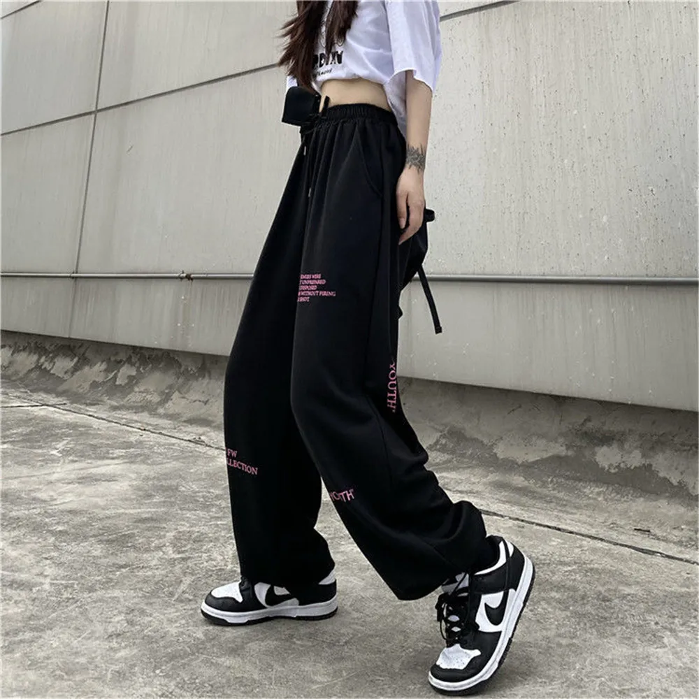 

Black Kawaii Letter Print Pants Women Autumn Cargo Trousers 2021 Streetwear Loose Harajuku Dance Female Straight-leg Pants