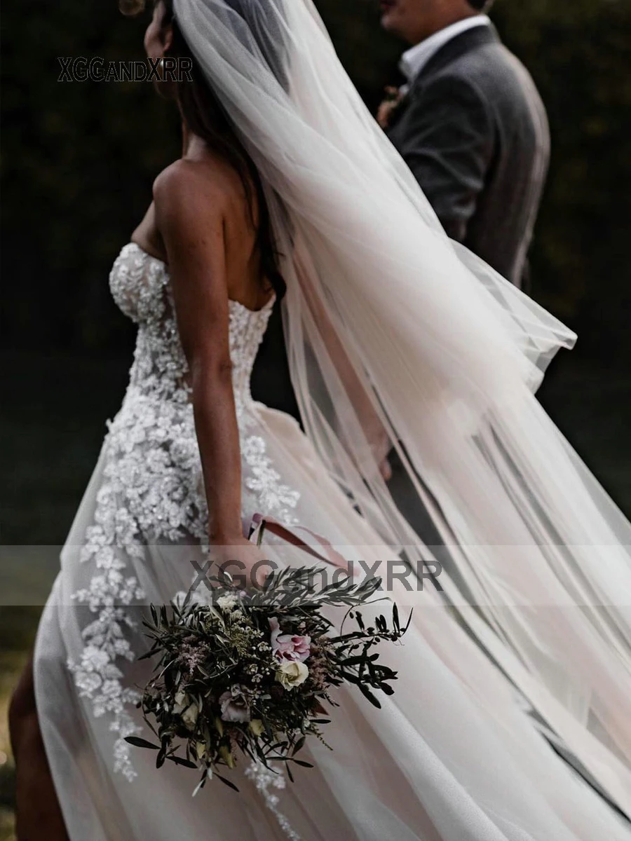 

Sexy Sweetheart Long Tulle Wedding Dress 2021 Elegant Beaded Appliques A Line Bride Dress High Slit Boned Back Bridal Gown