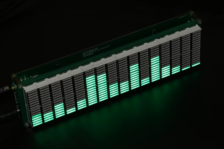 

Green LED Music Spectrum Indicator