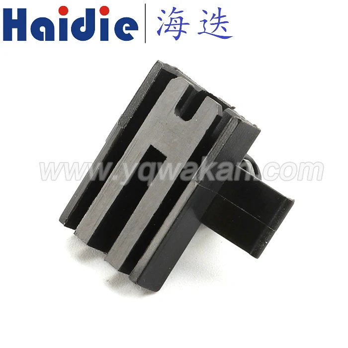 

Free shipping 10pcs auto fixed clips for wiring houisng cable connector