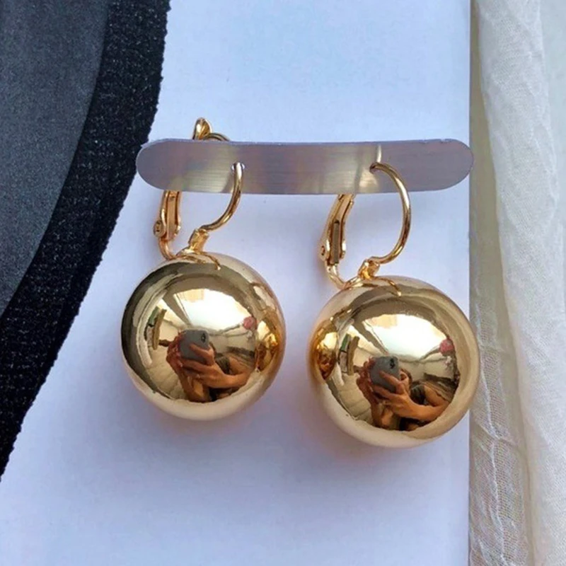 

Women's Fashion Ball-Shape Drop Earrings Bohemia Creative White/Golden Ball Hyperbolic Earring Stud Piercing Accessory Best Gift