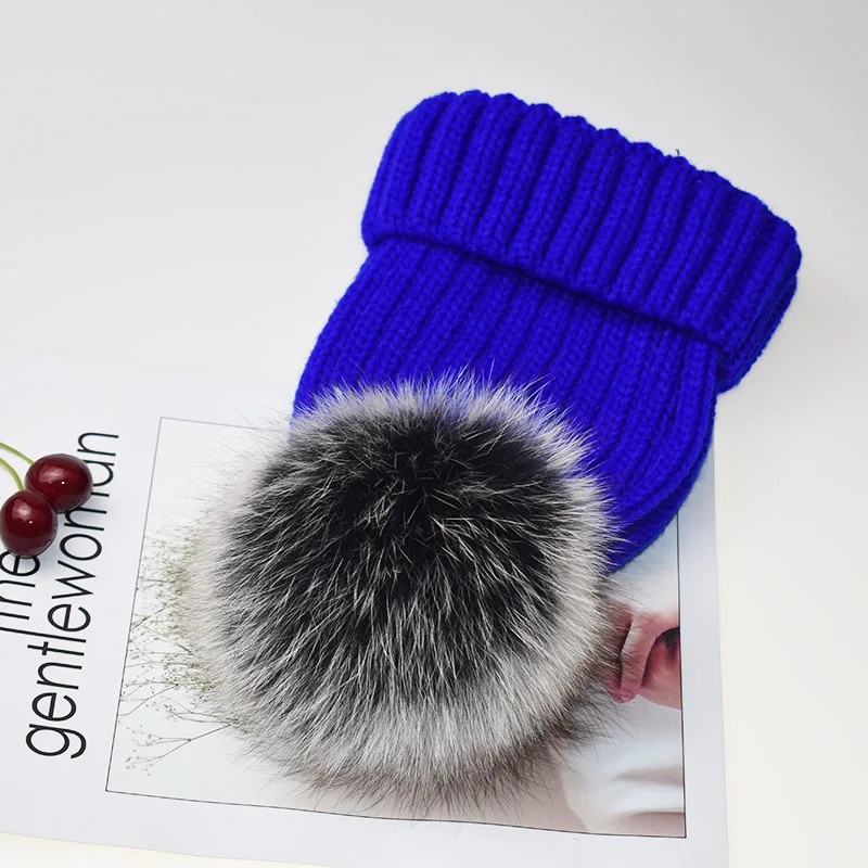 Норки и мех лисы бейсболка помпонами зимняя женская шапка для девочек вязаная