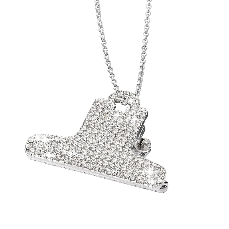 

TWOTWINSTYLE Silver Patchwork Necklace For Women Casual Patchwork Diamond Necklaces Female Accessories New Fashion 2021 Fashion