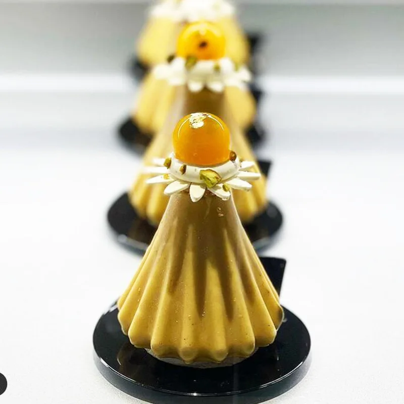 

2 Pack Christmas Tree Mousse Cake Mold 3D Baking Mould Chocolate Fruit Bakeware 8 Cavity Maker Cake Decoration Accessories