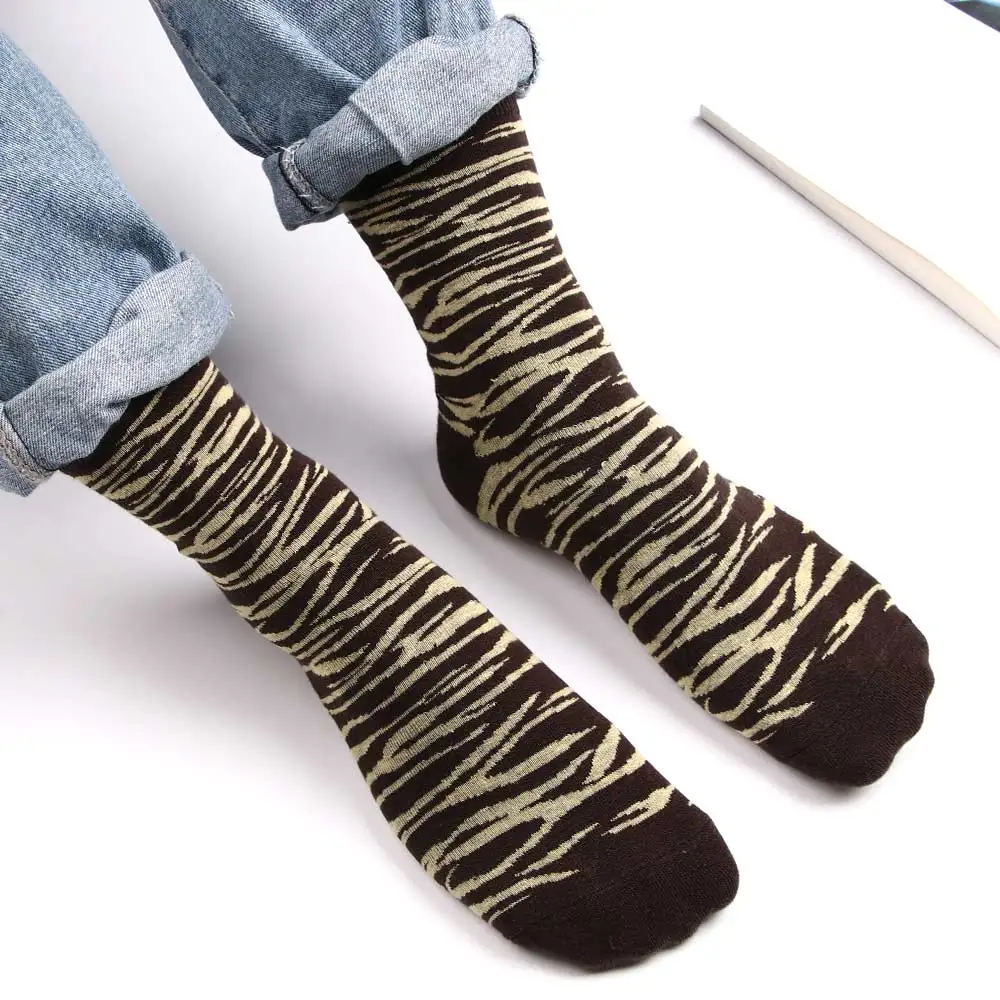 Носки мужские хлопковые в полоску теплые мягкие повседневные с принтом зебры