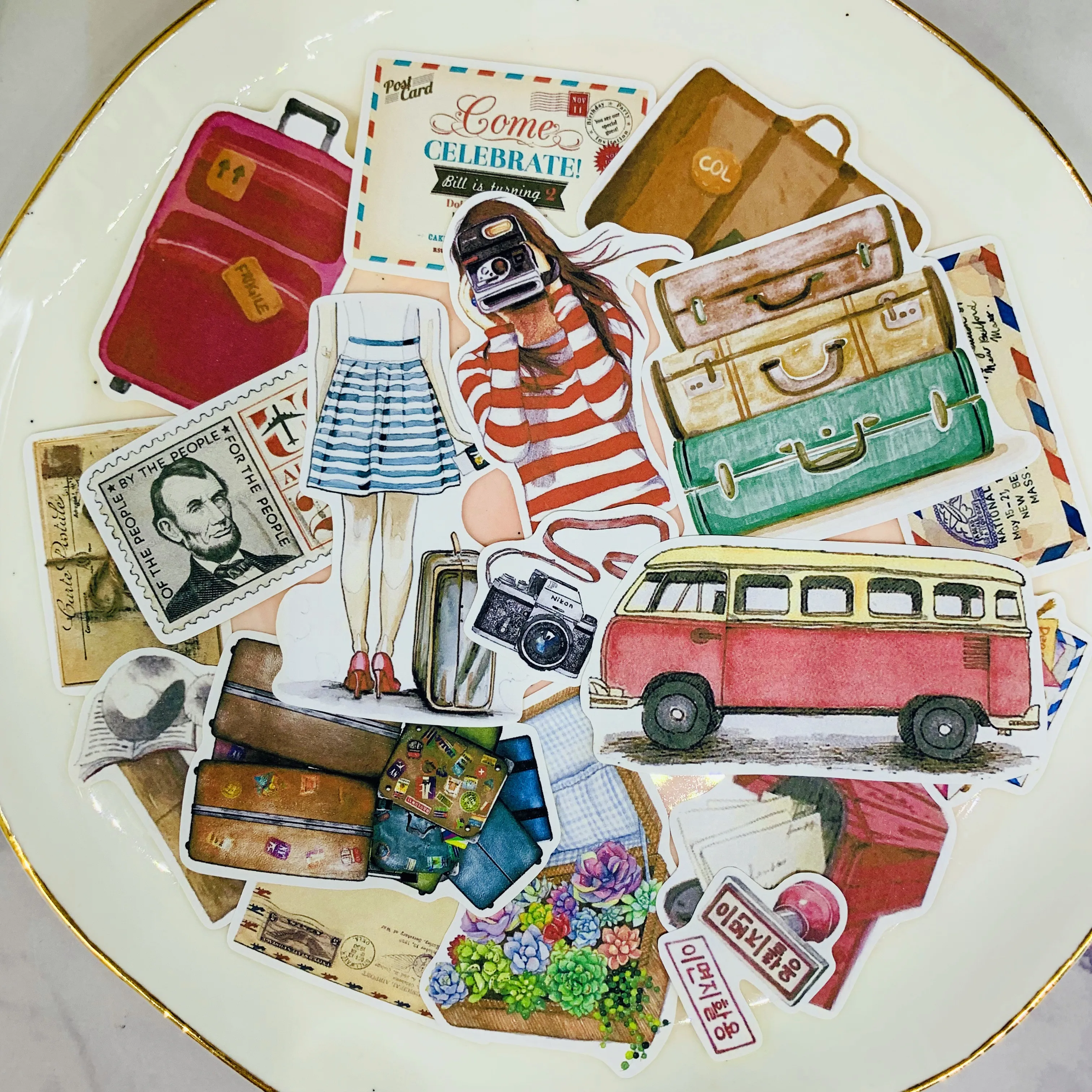 

19Pcs/Pack Vintage Travel Bus Luggage Sticker DIY Craft Scrapbooking Album Junk Journal Happy Planner Decorative Stickers