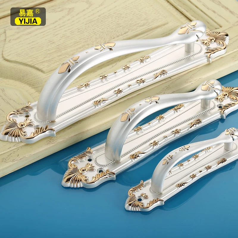 Высококачественная большая ручка для двери Классические яркие ручки одежды