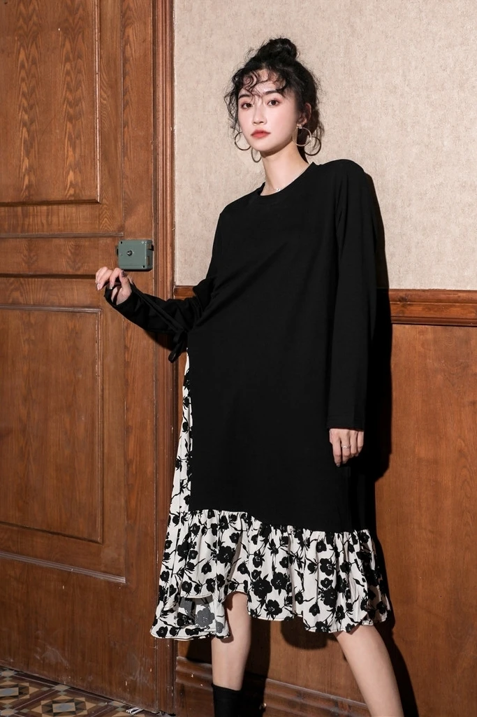 

2020 Autumn Temperament Color Matching Knit Dress In The Long Paragraph Long-sleeved Round Neck Split Dress F380