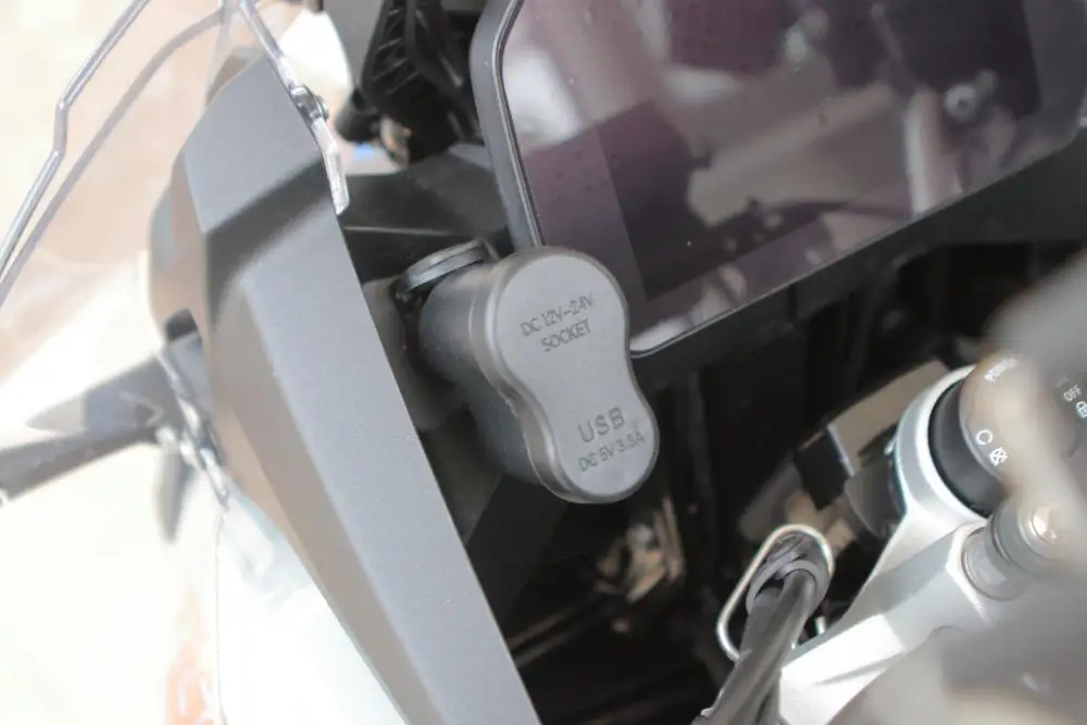 Рисунок 6 - Зарядное устройство для мотоцикла