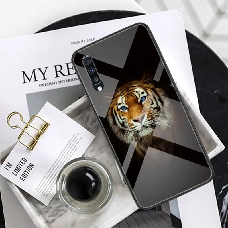 

Animal Tiger And Lion Glass Phone Case Coque Fundas For Xiaomi Redmi Note 7 5 4 6 6A Mi 8SE 8 6 Lite Mix 2 2s Note 3 Cover