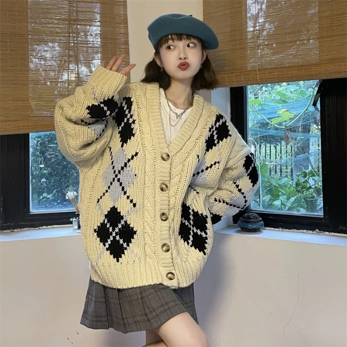 2021 New Autumn Rhombus V-neck Knitted Cardigan Sweater Women's Retro Loose and Lazy Style Jacket |